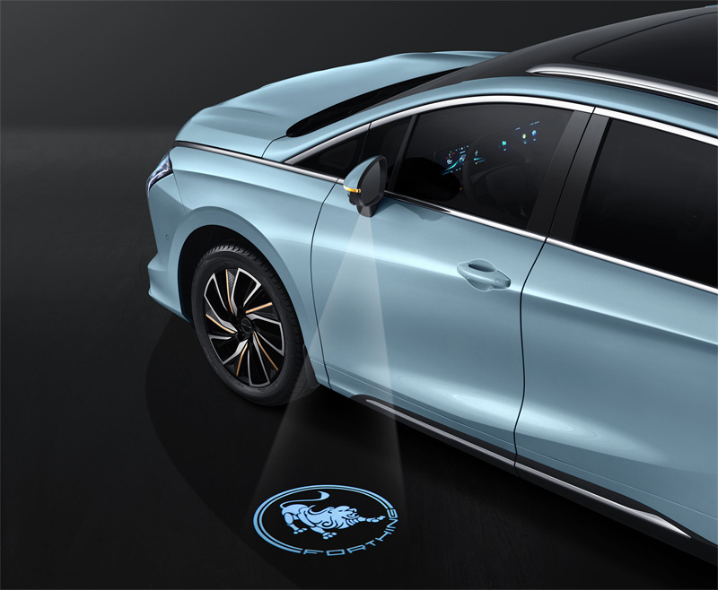 DCT Gearbox and Strong Power 's Latest MPV Motor Power Battery Vehicle M4 HEV with Customization Options from Leading Supplie