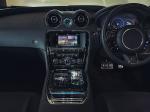 Answer Calls Apple CarPlay Interface For Jaguar XJ 8 Inch HARMAN Playing Music