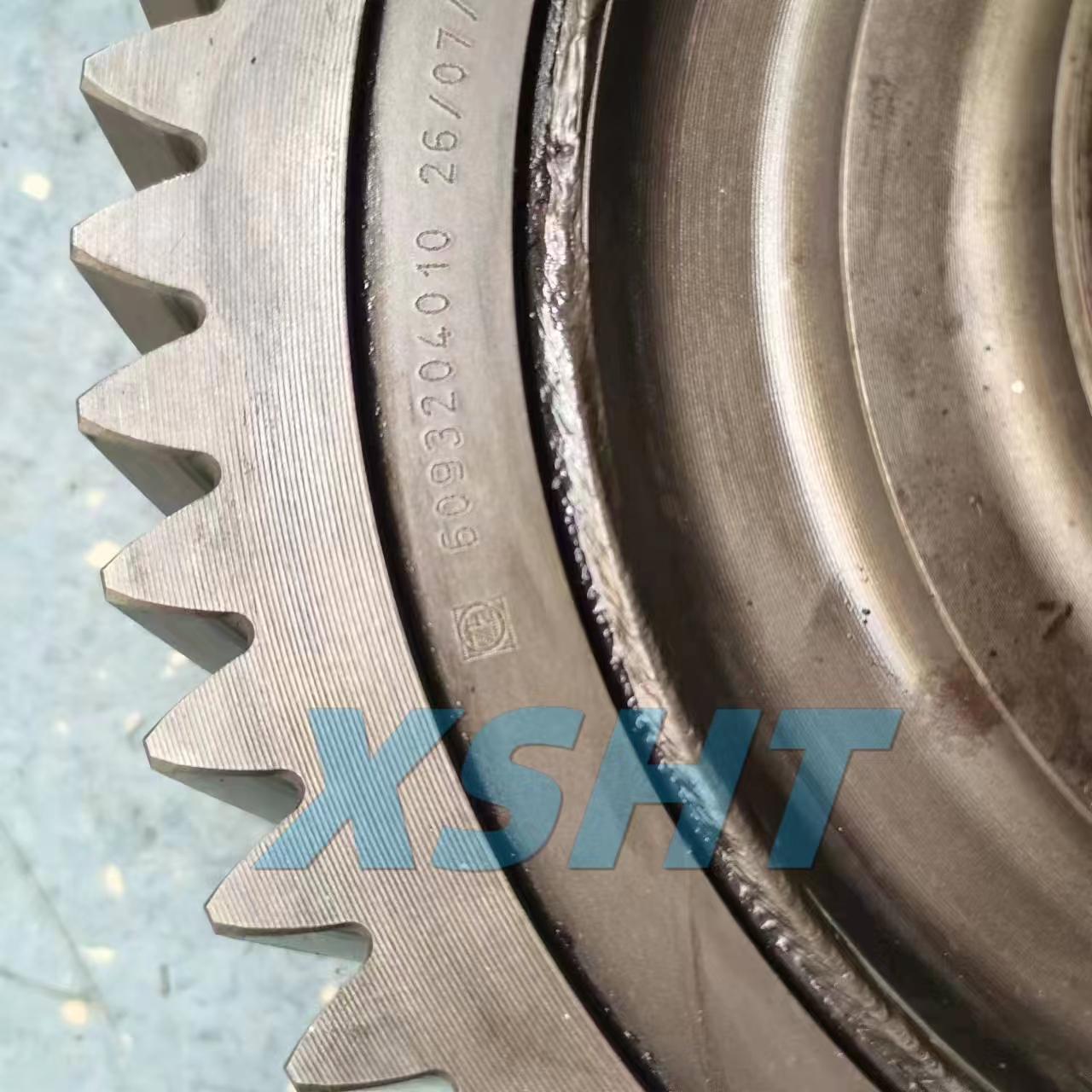 F2000 National Heavy Duty Trucks Haworth Truck Parts for DAF Transmission 6093204010