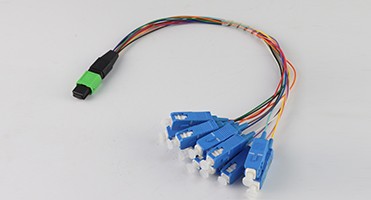 8 Core Colorful Fiber Cable Assembly MPO To LC FC ST SC 0.9mm UPC Breakout