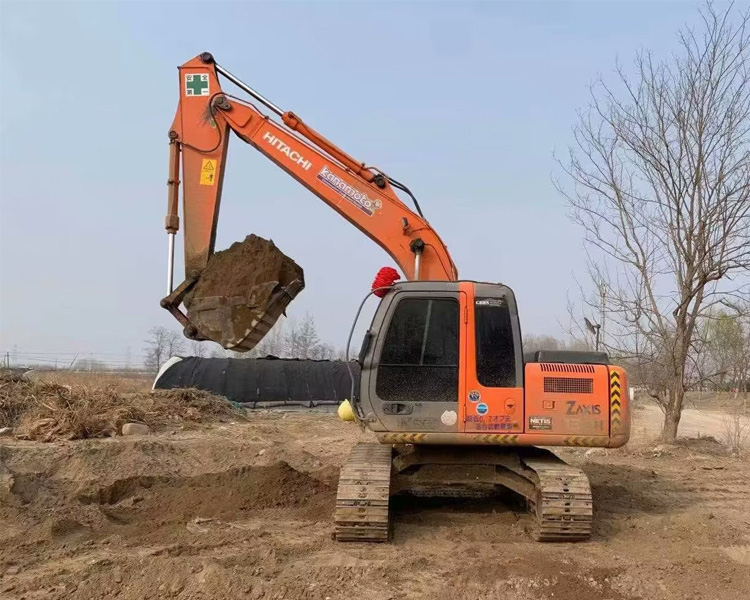 Japan Original 12Ton Hitachi 120 Excavator Track with Isuzu 120A