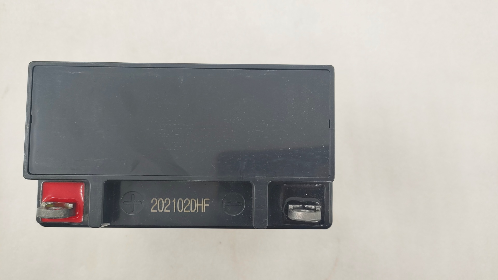 DAYANG Black 12V 9Ah Tricycle Battery for Smooth and Stable Performance in Any Terrain