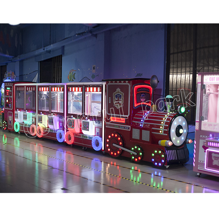Little train with 4 player high quality claw crane machine Gift Prize Stuffed Toys Crane Arcade Machine for Sale
