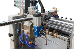 Quality Automatic Gift Food Box Making Machine High Accuracy ISO Certification wholesale
