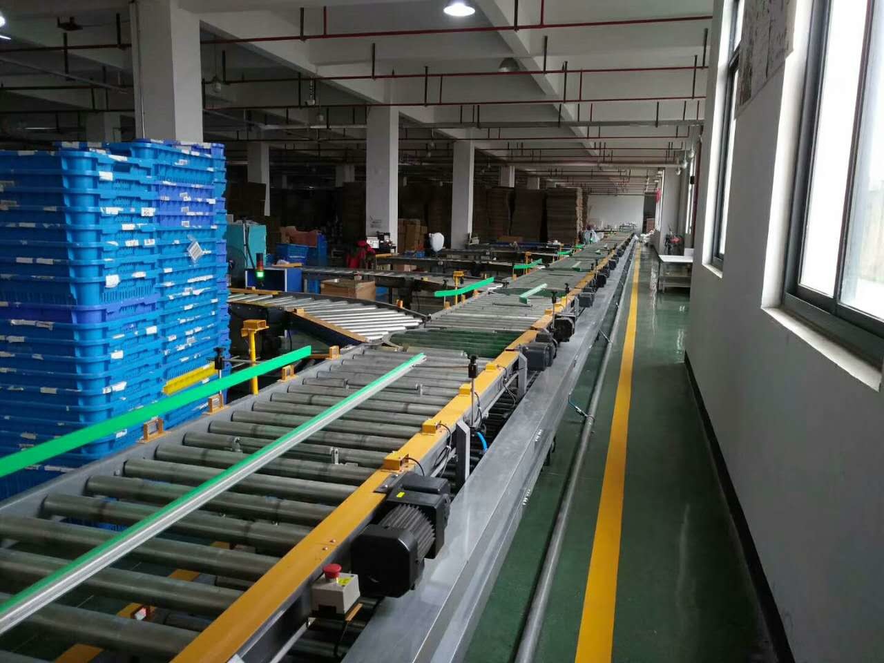 Functional Automated Conveyor Systems , Stainless Steel Roller Conveyor System
