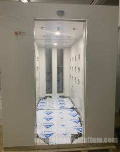 Quality Fully Automatically Personnel air shower pass through shower box wholesale