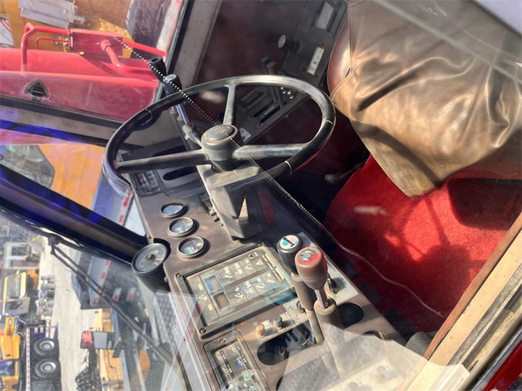 139.8kw Gross Power Tadano TR-500EX Used Crane with 50 Ton Capacity and 250L Fuel Capacity