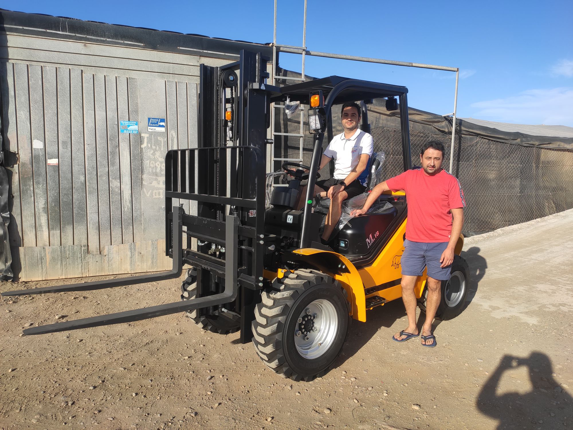 Backhoe Loader FD35 3.5 Ton Rough Terrain Forklift with Japanese Engine and Side Shifter