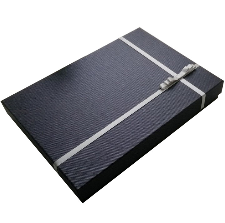 Custom Design Paper Recycled Paper Gift Boxes Black shirt gift box with ribbon