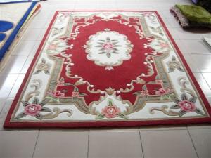 Quality Traditional Design Flower Handtufted Acrylic Carpet wholesale