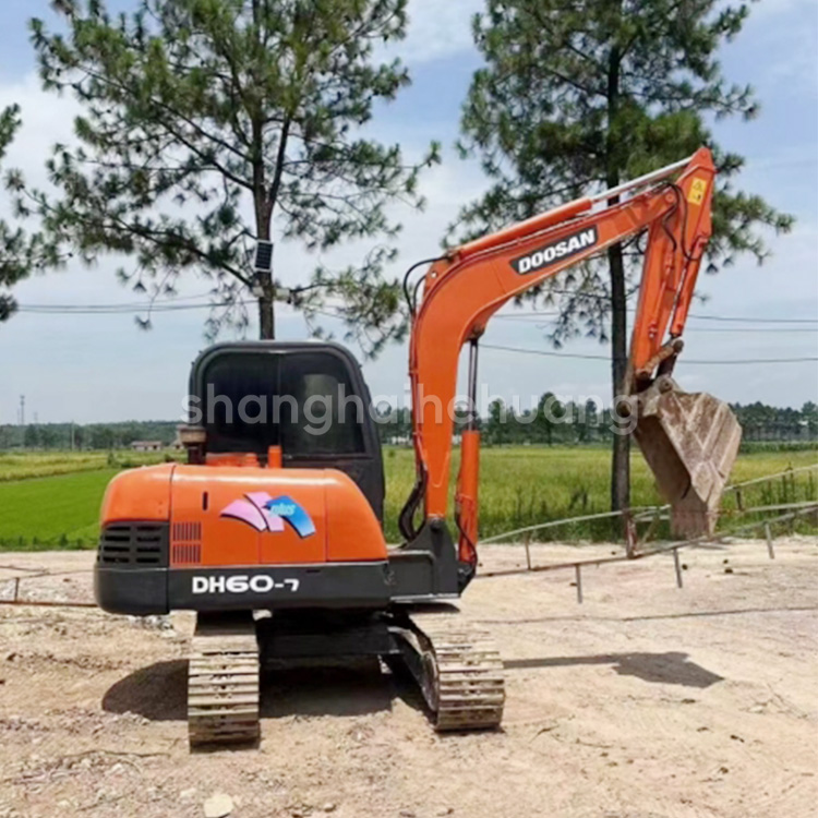 Doushan DH60-7 Tracked Excavator Used Doosan Dh60-7 Excavator