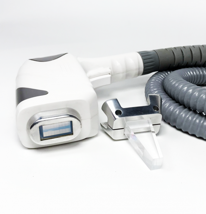 1200W High Power Diode Laser Hair Removal Machine Without The Risk Of Injury