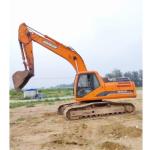 Doosan DH225 excavator with Original design Working hours 2001-4000 Original