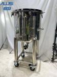 SUS304 316L Food Grade Stainless Steel Storage Tank Sanitary With 4 Wheels