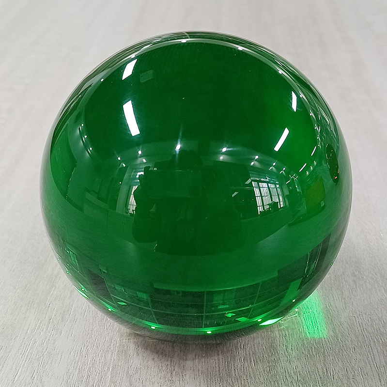 ODM OEM low MOQ Colorful acrylic ball New arrival Hot Selling kid playing round 110mm toy balls resin ball