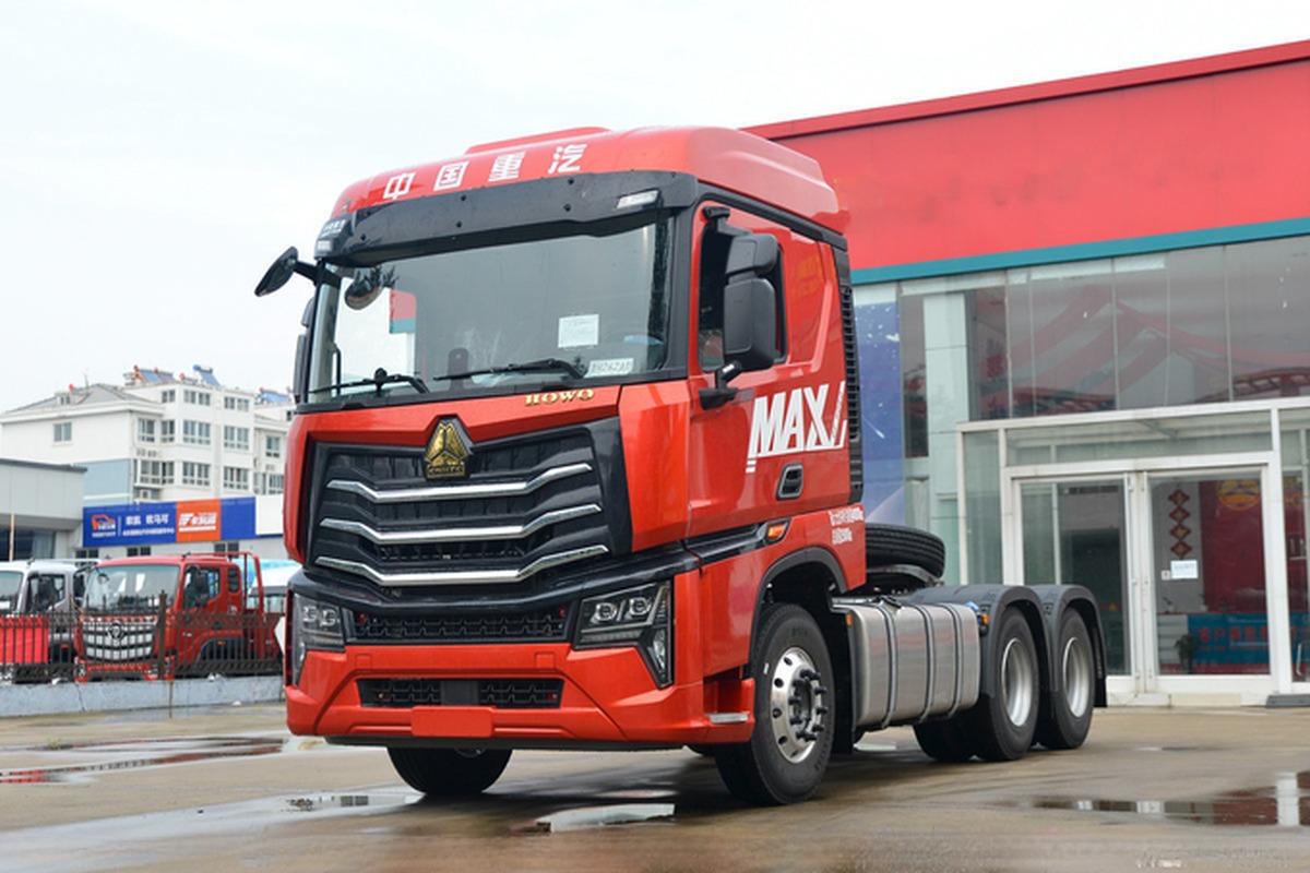 560HP Heavy Sinotruk Special Vehicle SITRAK LHG Powered Trucks With Multimedia System