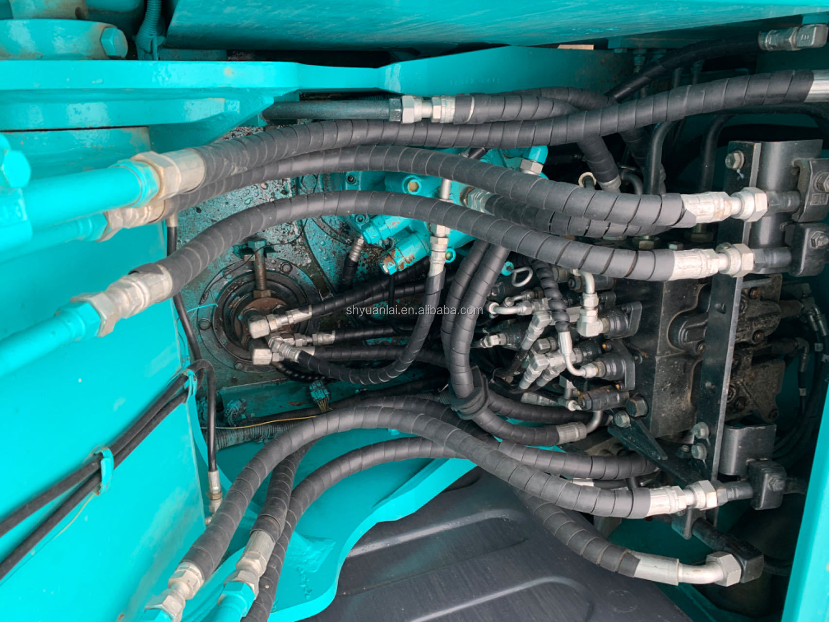 Core Components for Soil Excavation Used Kobelco SK140LC Excavator at Your Service