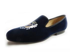 Quality Slip On Embroidered Velvet Loafers Handmade Low Heel Flat Casual Shoes for Men wholesale