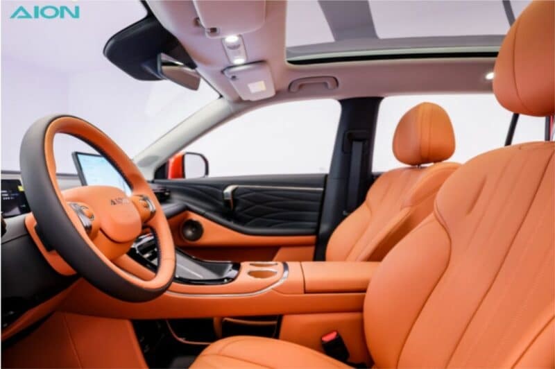 2025 Second-gen GAC Aion V， China's cheapest smart pure electric SUV. Range 520KM-750KM.