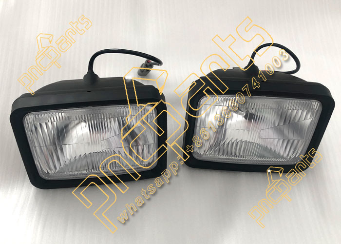 424-06-43211 Head Lamp WA320-6 Front Lamp For WA380-6 Wheel Loader