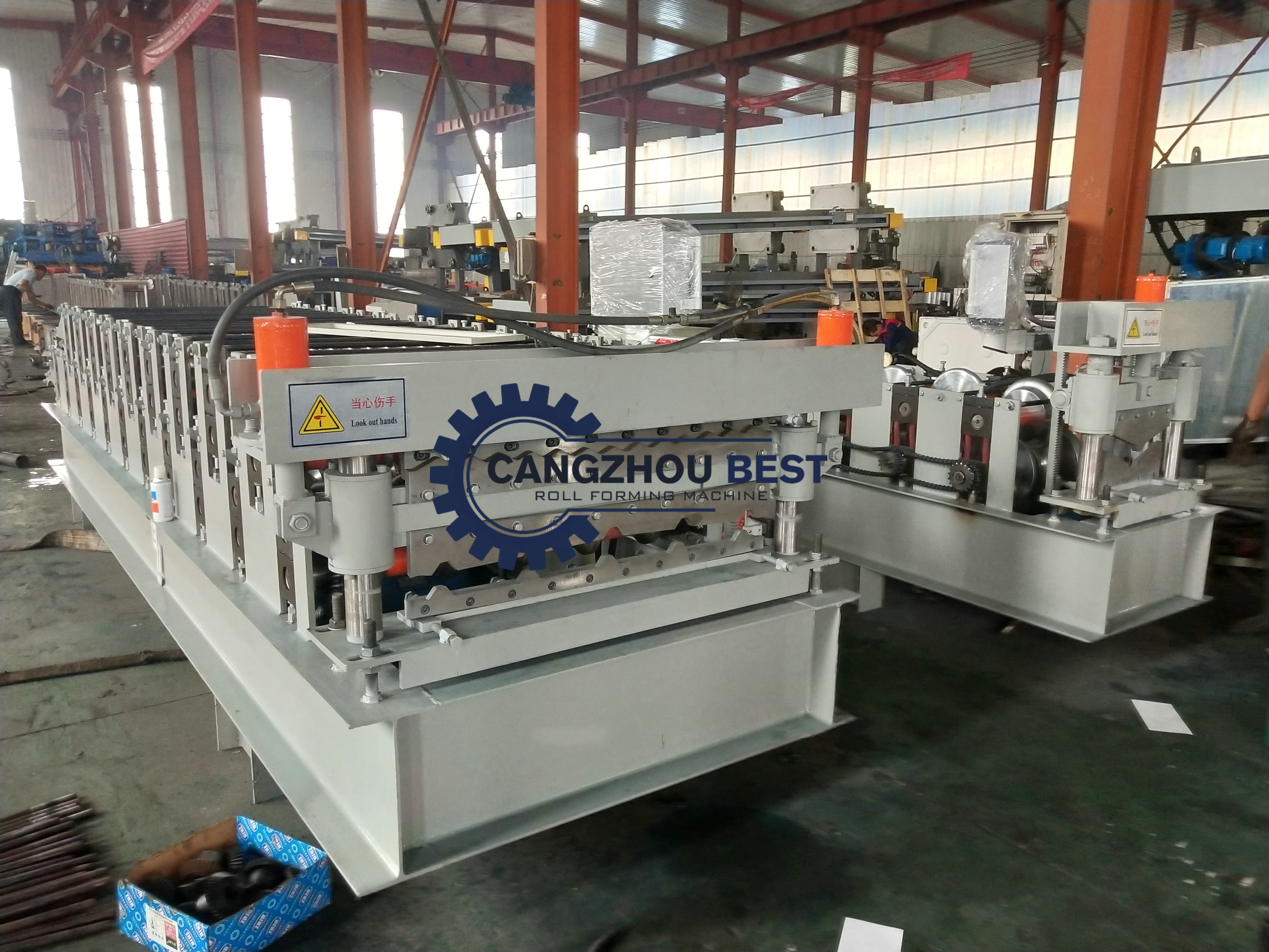 Corrugated Sheet Cold Roll Forming Machine Production Line For Double Decker Roofing