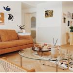 Hollow Structure 12mm Clear Tempered Glass Tabletop for Chic Living Room Dining