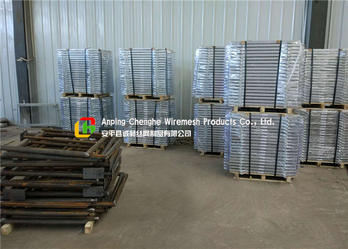 Strong Impact Resistance Hot Dipped Galvanized Steel Grating For Walkway / Drain