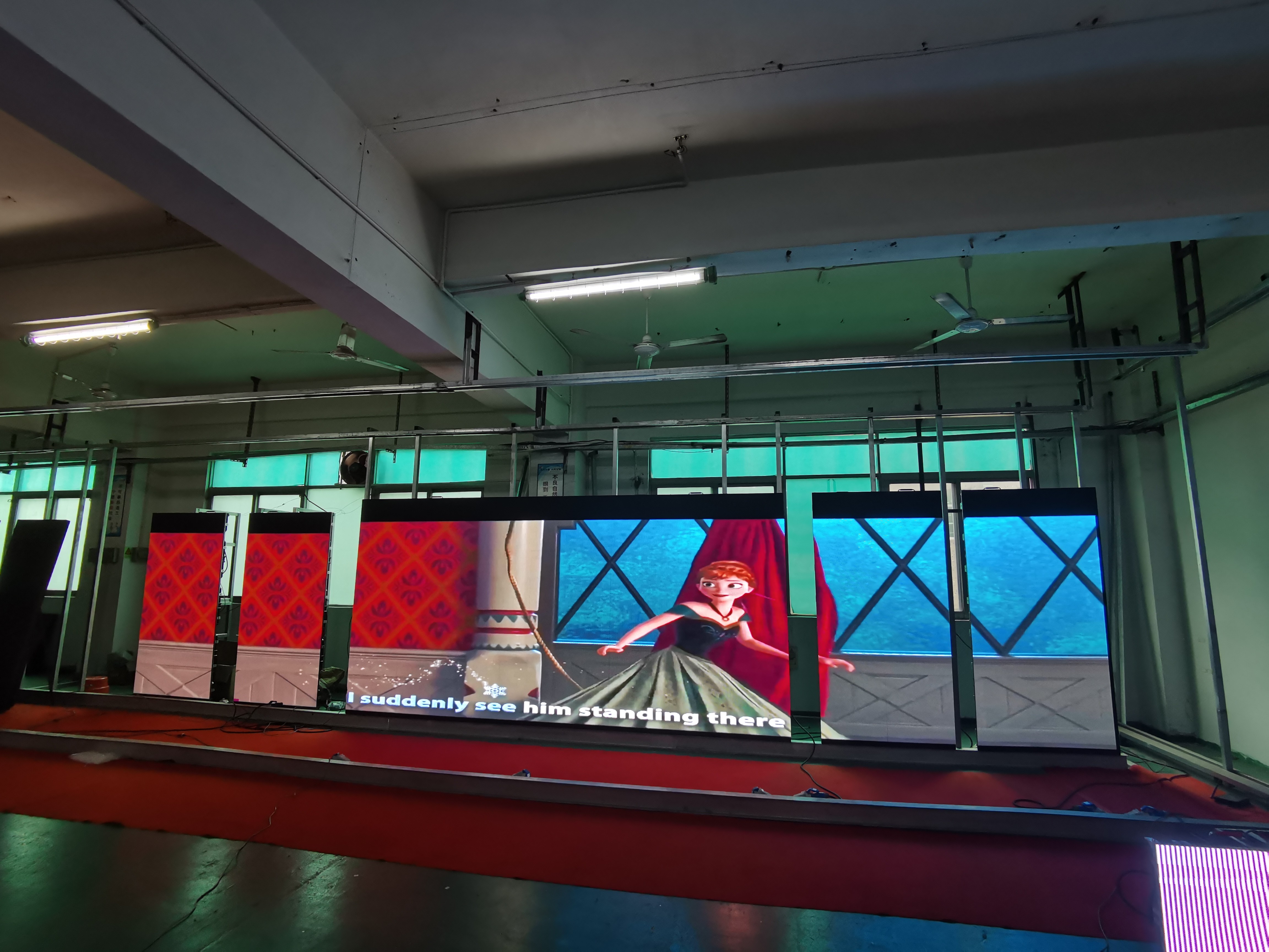 SMD2020 AC220V Indoor LED Video Wall VGA DVI Rental Led Screen