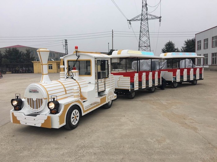 Customized Color Trackless Train Amusement Ride With FRP And Steel Material