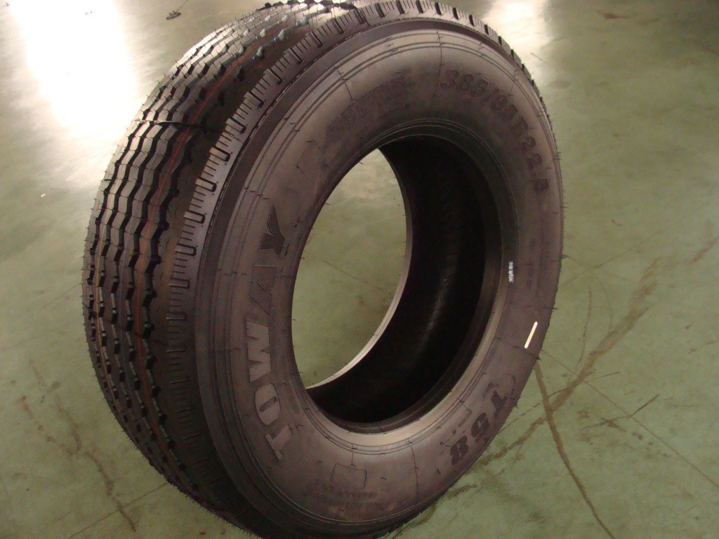 Spot Truck Trailer Tires 315/275 80r 22.5 Steer Tires 1200R20 385/65R22.5