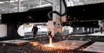 Advanced 3D laser cutting head 20KW Can cut 60mm plate with double Z-axis high