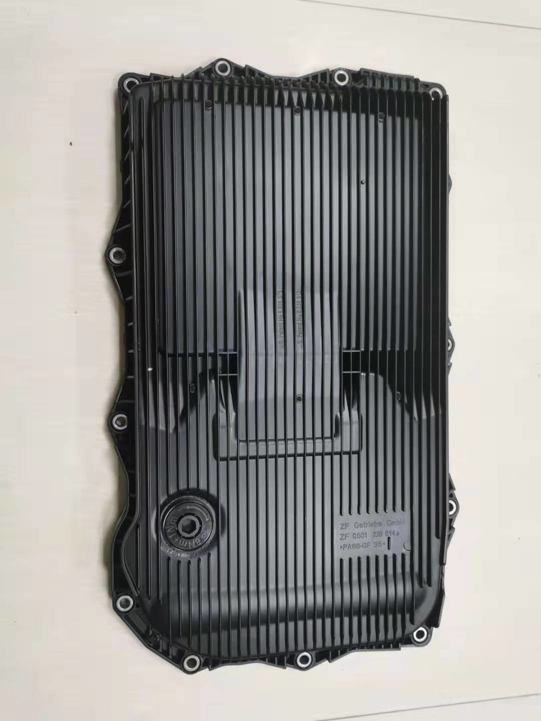 Oem 673003178 Automotive Engine Oil Pans For Maserati Ghibli