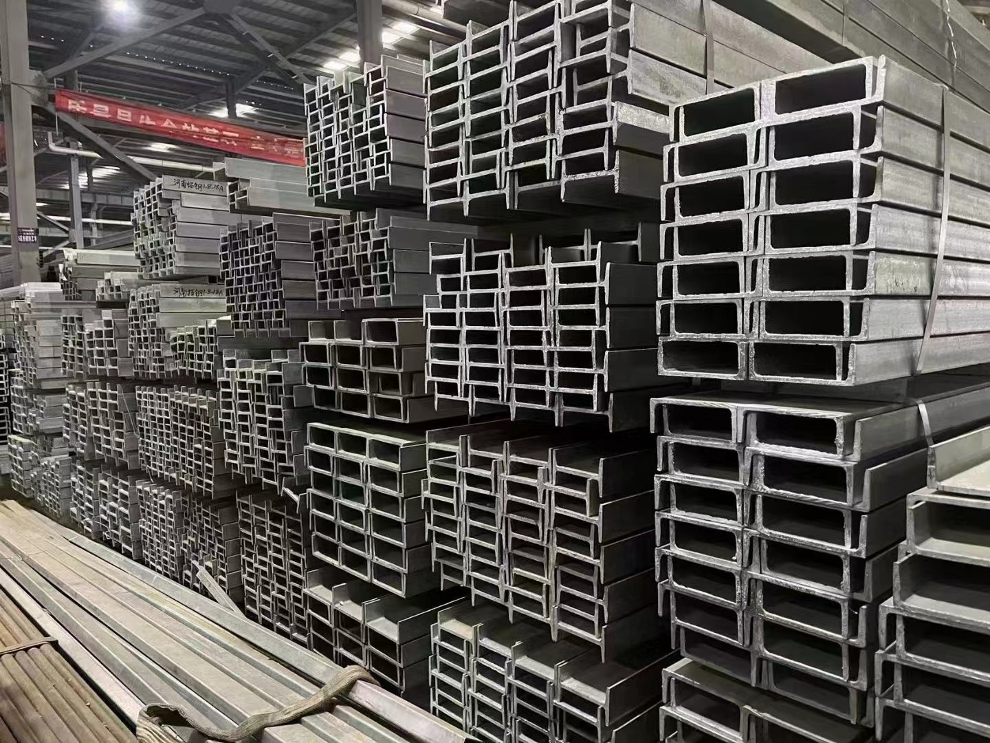 Non-Alloy Hot-dip Galvanized I-beam Steel for Invoicing by Actual Weight