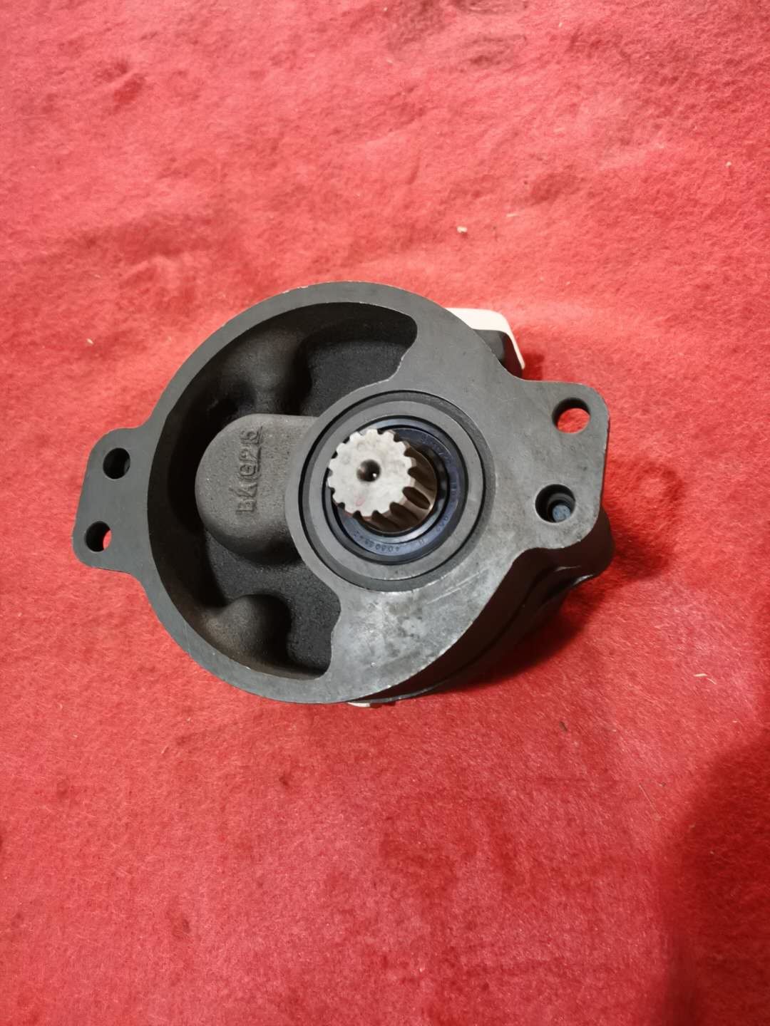 16121229 Iron Stainless Steel Gear Pump Dump Truck Grader Crane hydraoulic pump HIGH QUALITY