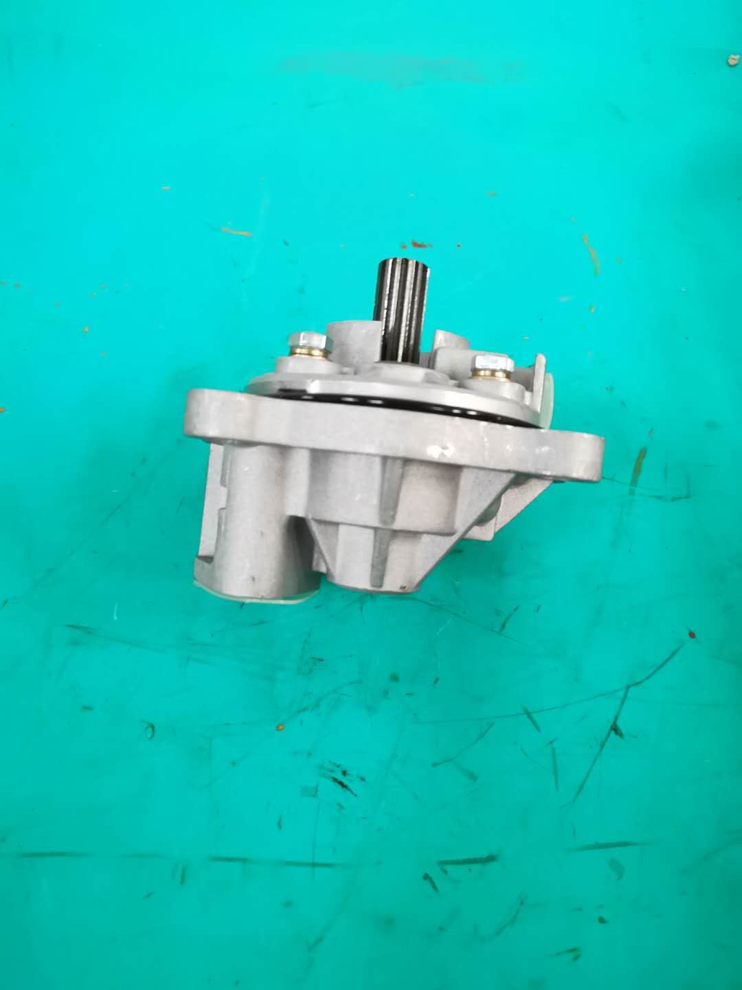 175-13-23500 Komatsu Gear Pump D135A D155A D155C D355A D355C D65A D65E D65P D65S D75A D85A D85C D85E