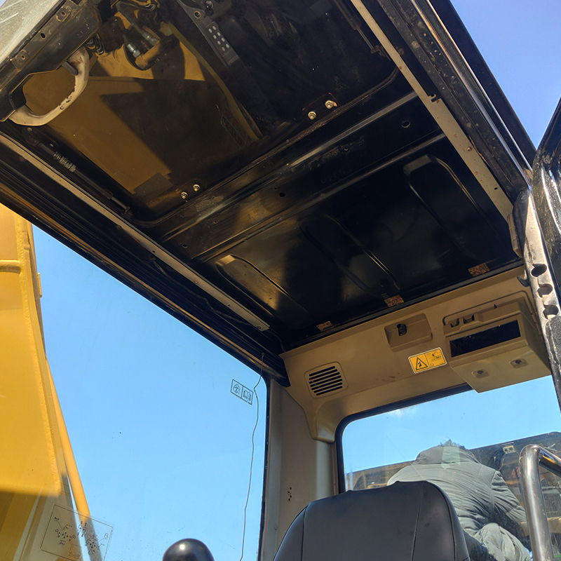 Used 20 Ton CAT 320D Crawler Excavator with 410L Fuel Tank and 1m3 Bucket Capacity