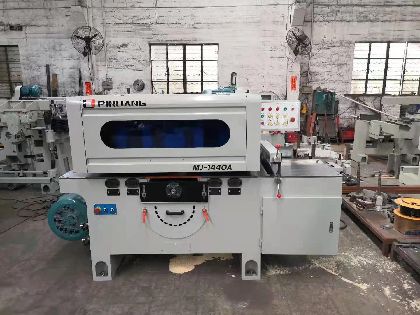 Horizontal Style Multiple Blade Saw MJ1440A Customizable for Customer Requirements