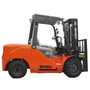 Quality Powerful Diesel Engine 4ton Rough Terrain Forklifts for Off Road Handling and Lifting wholesale