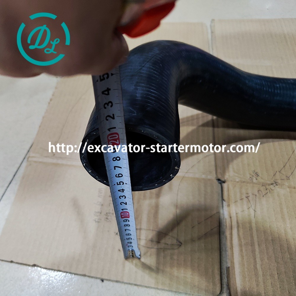 Cooling System Spare Parts Volvo 22140179 Rubber Hose TAD1641GE