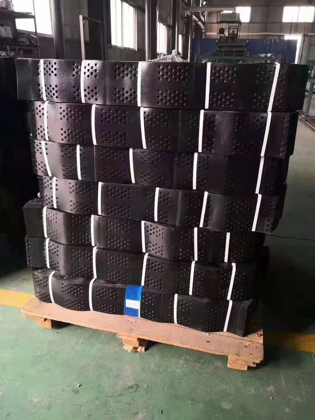 50mm-250mm Green Smooth HDPE Geocell for Slope Protection Improve Slope Performance