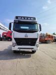 Sinotruck HOWO 6X4 10 Wheels Tractor Truck 371-430HP with and Manual Transmissio