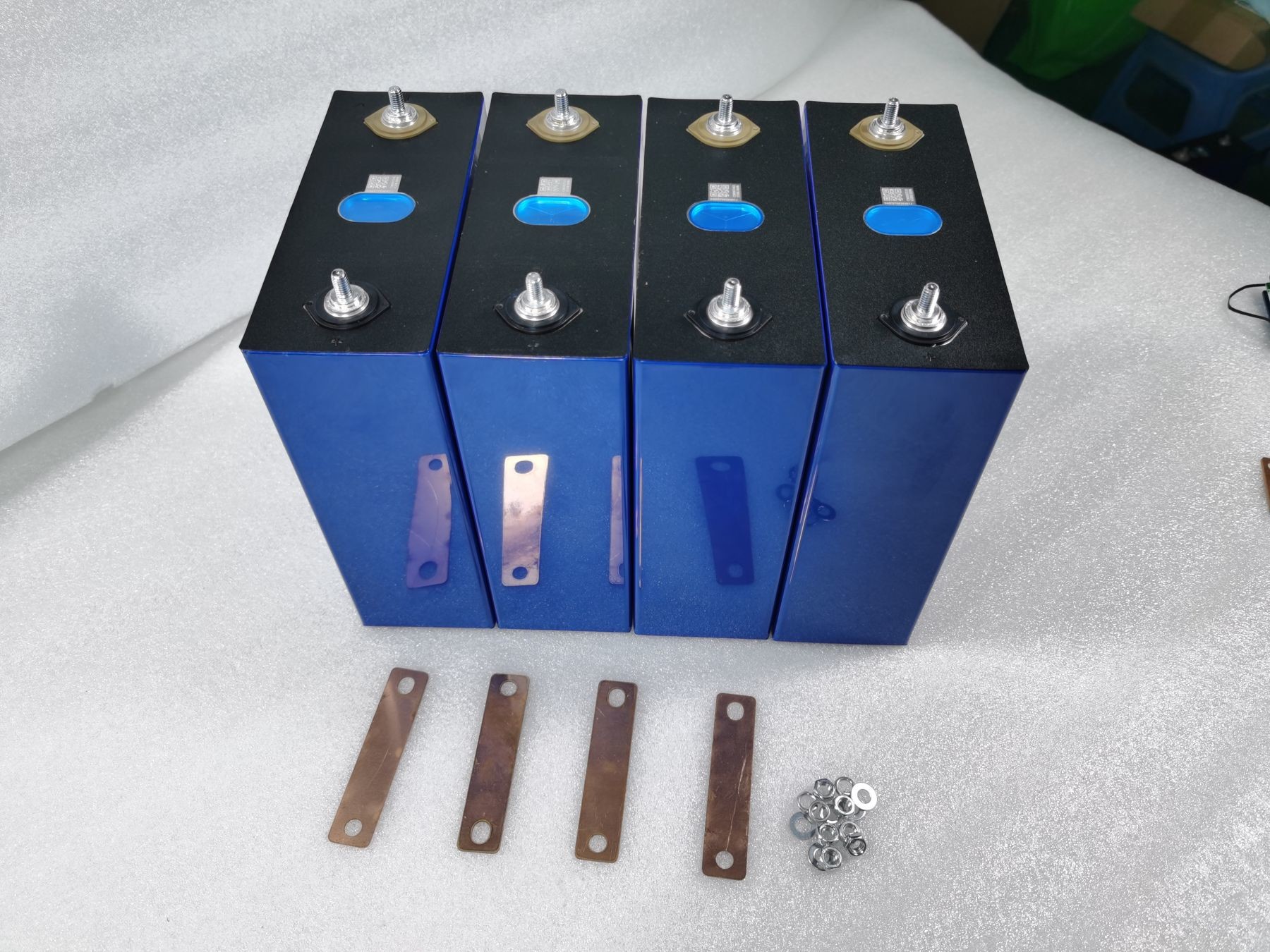 3.2V Lifepo4 320ah 302Ah 304Ah Lithium Ion Battery Cell For Energy Storage