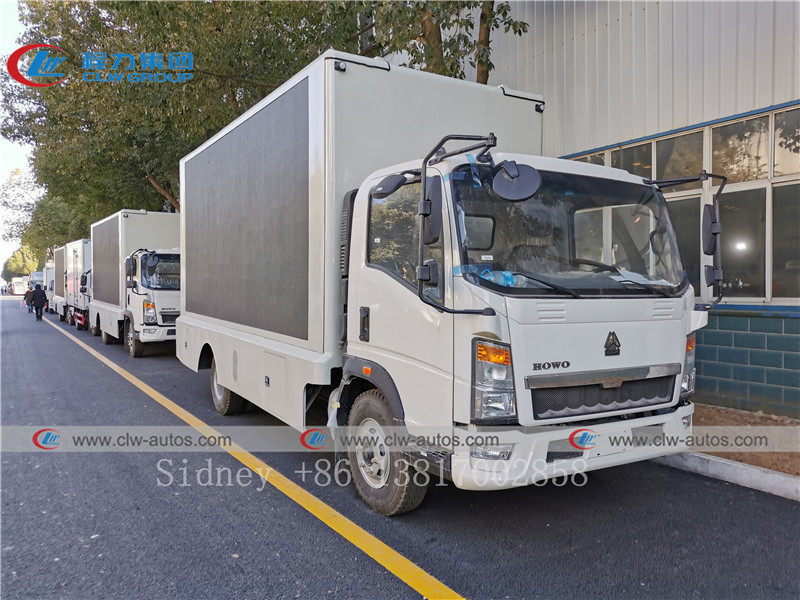 SINOTRUK HOWO 4x2 P4 P5 P6 LED Mobile Advertising Truck