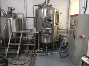 Quality Polished Alcohol Making Machine , Energy Saving Electric Beer Brewing System wholesale