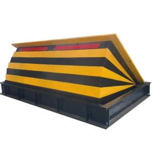 Quality 3000mm-5000mm Width Hydraulic Road Blocker For Pedestrian Protection wholesale