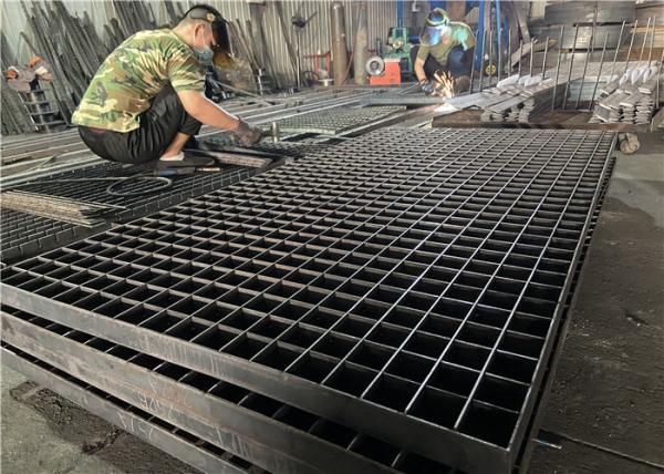 Cheap Rain Drainage Steel Walkway Grating Cover Drainage Trench For Ceiling for sale