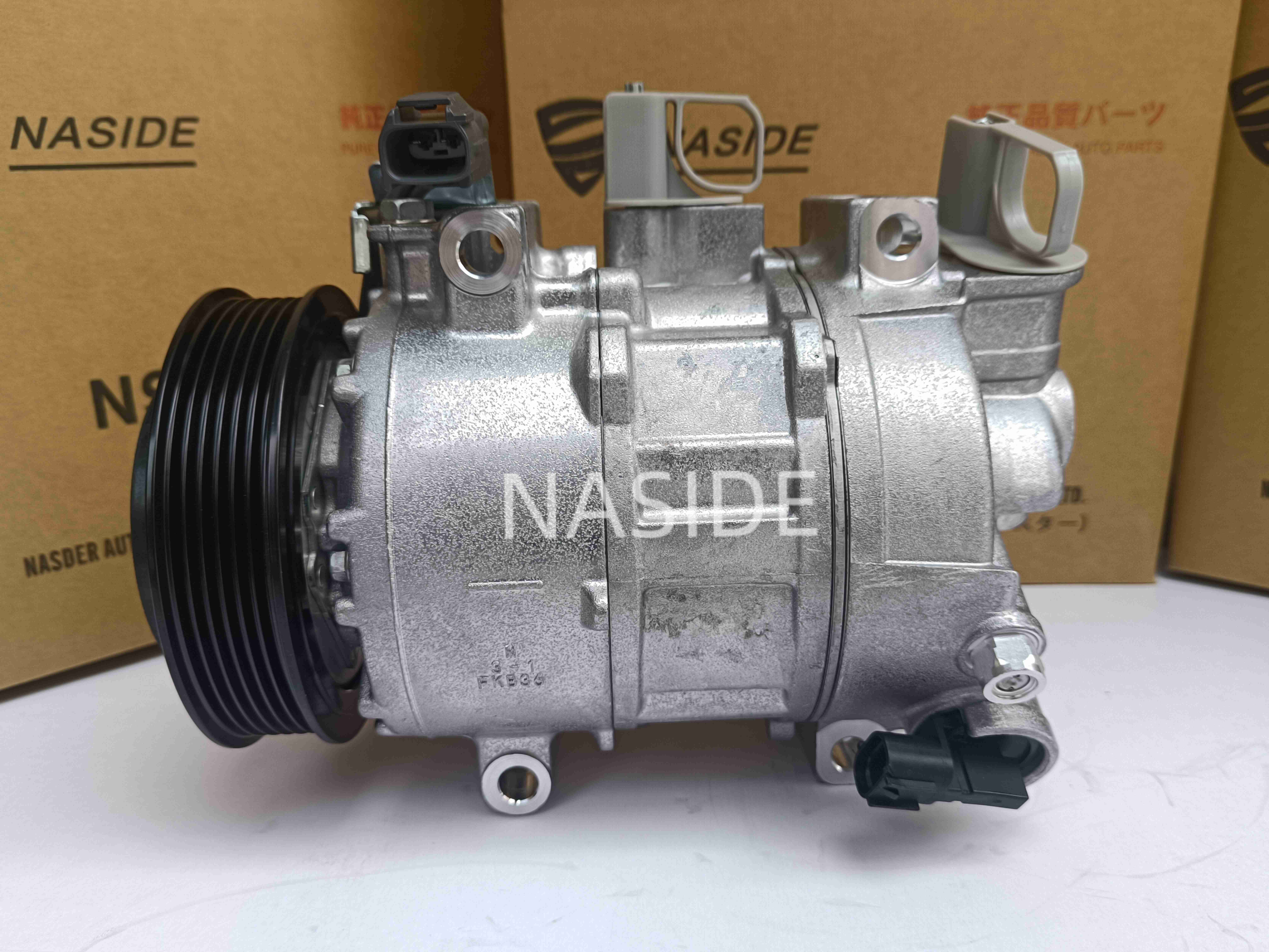 Auto AC conditioning compressor for Chrysler 300, 7SBH17C 68160395AC 68160395AD 68160395AE 68160395AF