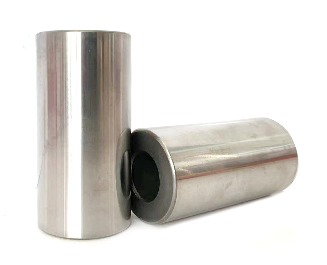 20460009 Engine Spare Parts Piston Pin For Piston 0450-1365 D6D 210B