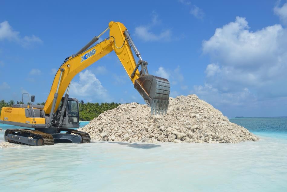 XCMG 33 Ton XE335C Heavy Duty Excavator / Hydraulic Excavator Heavy Equipment