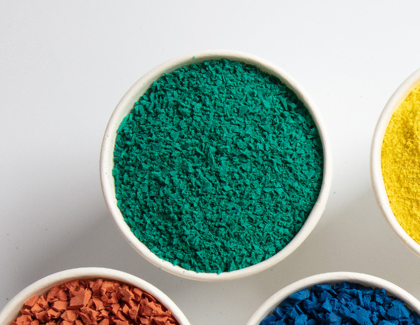 Anti UV Rice Shape SGS IAAF Certified Rubber Granules Flooring